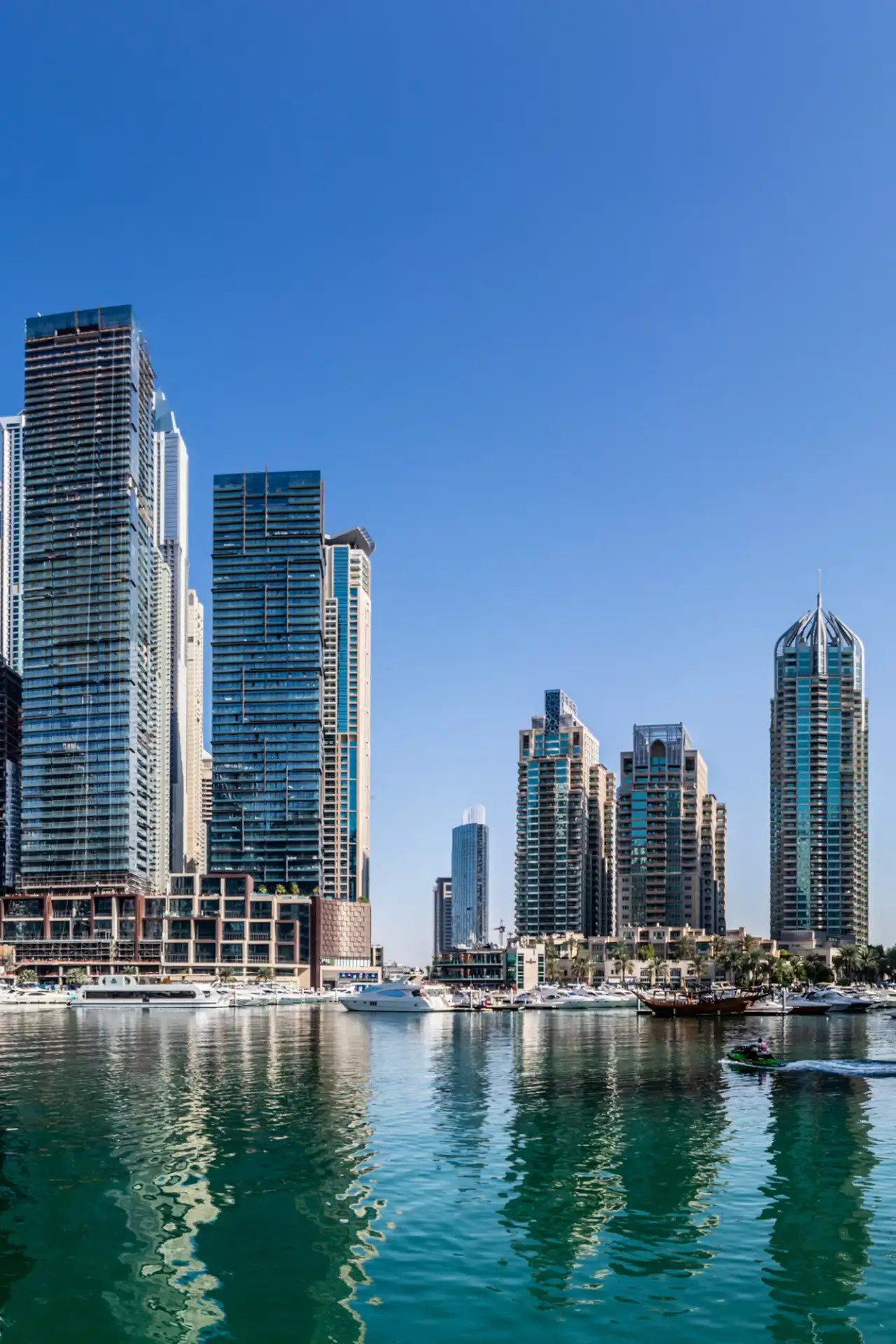 Dubaj nad wodą pion Apartamenty w Dubaju